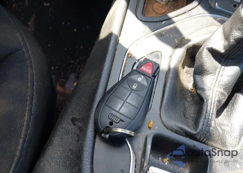 2019 Jeep Cherokee Latitude Fwd from USA, damaged, VIN 1C4PJLCB6KD220278